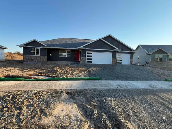 1700 Betty Jean Ln, Green Bay, WI 54313