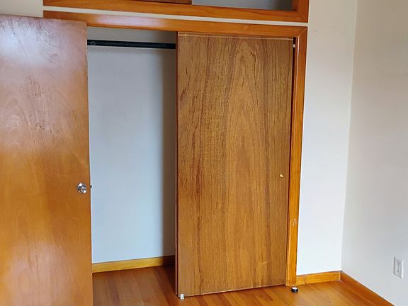 4th image of 43 Saint Marks Pl APT 4C