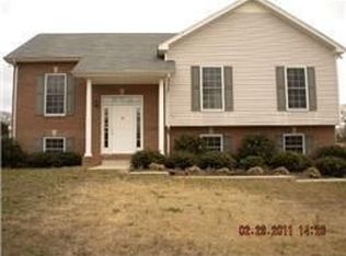 161 Dixie Ln, Pleasant View, TN 37146