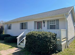603 Broad Creek Loop Rd, Newport, NC 28570