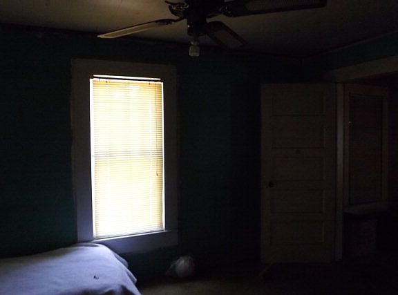 5th image of 1102 Belleville Ave