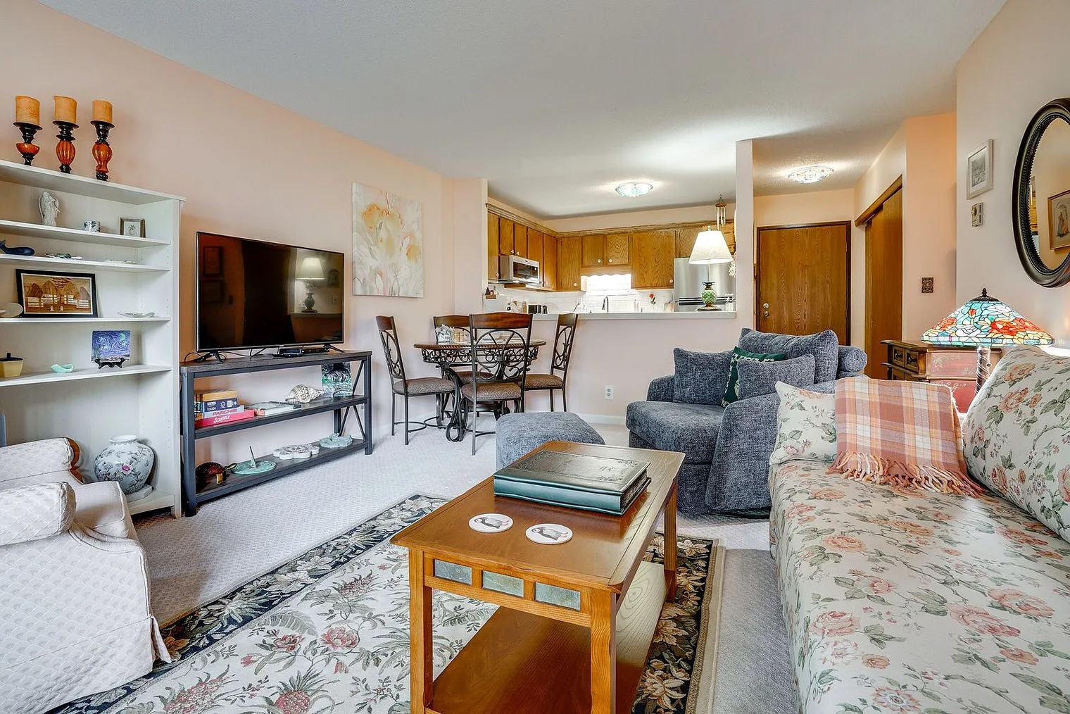 1 bed, 1.0 bath, 645 sqft, $3,128 — Photo 1