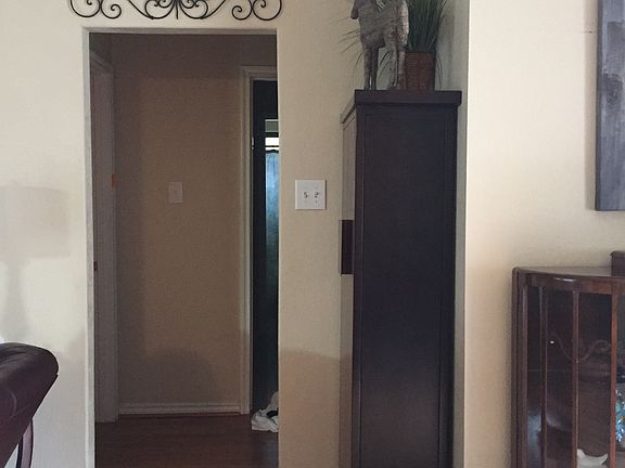 3rd image of 3710 Christy St