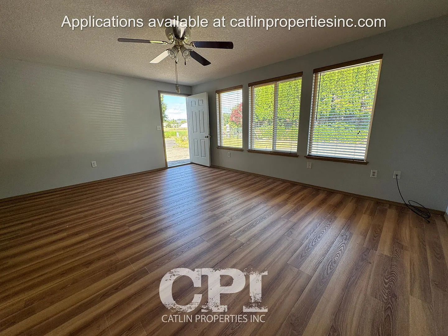 4638 Olympia Way - Longview, WA 98632 — Photo 4