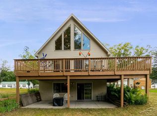 11737 N Shore Dr, Lake, MI 48632