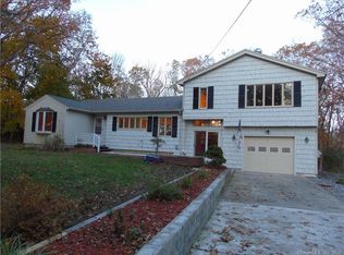 123 Chesterfield Rd, East Lyme, CT 06333