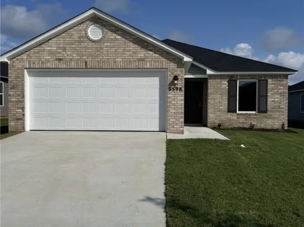 2598 E Meramec St, Fayetteville, AR 72701