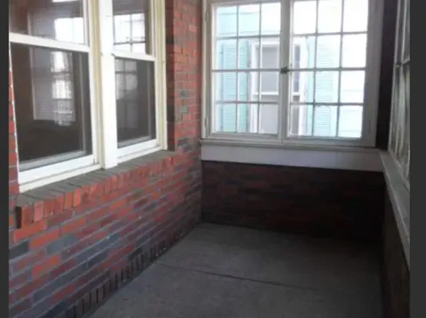 142 Garibaldi Ave, Roseto, PA 18013