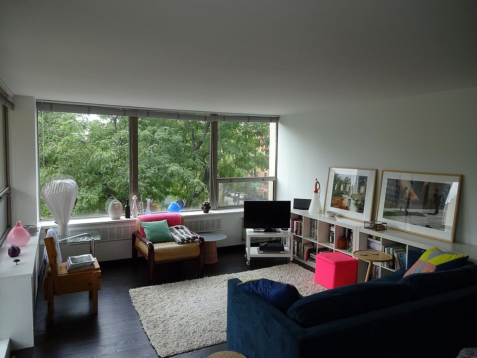 1st image of 1360 N Sandburg Ter APT 311C