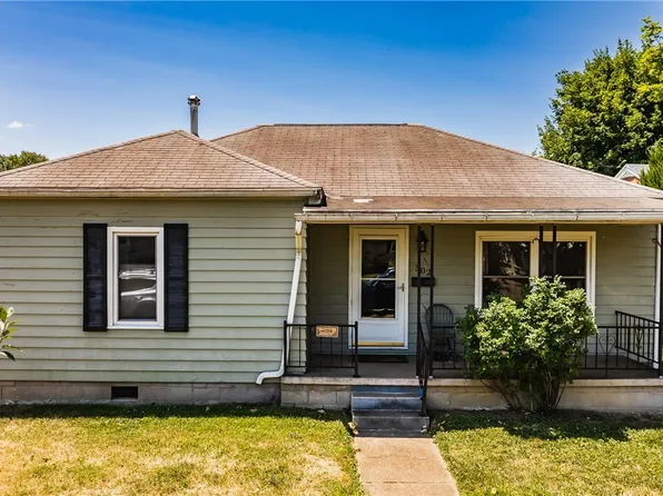 502 Cherry Ave, Williamstown, WV 26187