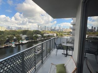 1020 NW 7th St #B651, Miami, FL 33136