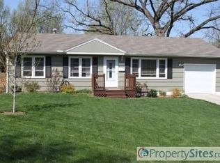 7000 Mackey St, Overland Park, KS 66204