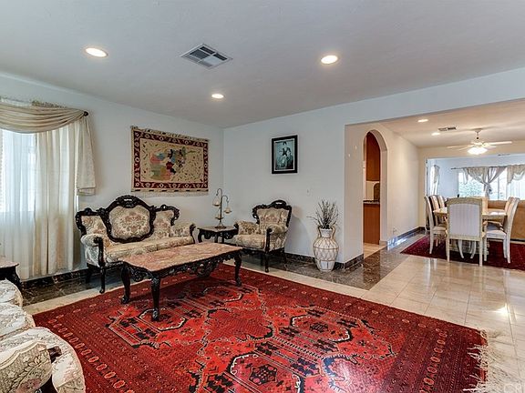 5th image of 22047 Bassett St