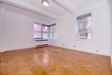 Rented by Urbane Brokerage