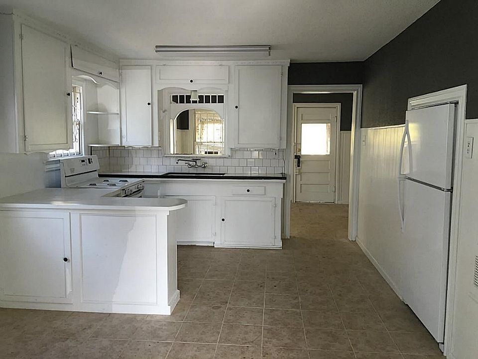 1st image of 1001 Booth St