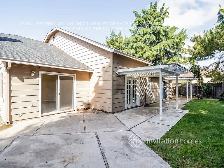 363 Rose Garden Ct — Photo 20