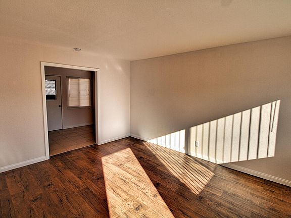 3rd image of 6708 Woodward Ave APT C