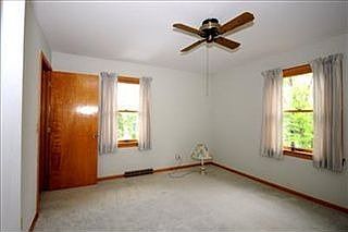 5th image of 210 Anthony Ln