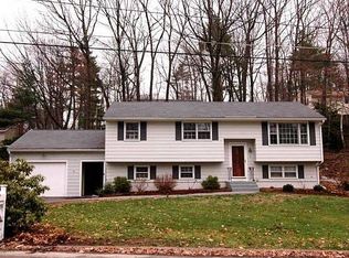 4 Addison Dr, Nashua, NH 03062