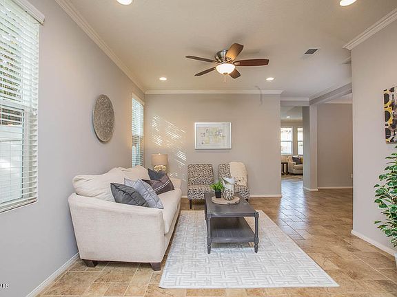 4th image of 3813 Dunaway Dr
