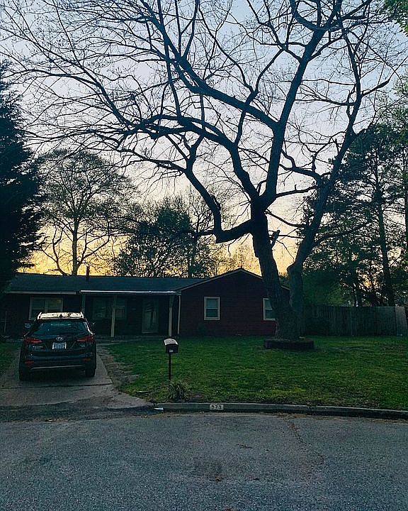 1st image of 973 Oak Forest Ct