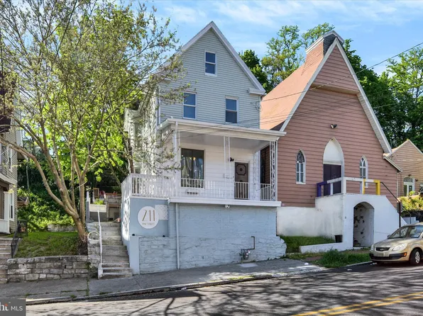 211 Pine St, Steelton, PA 17113