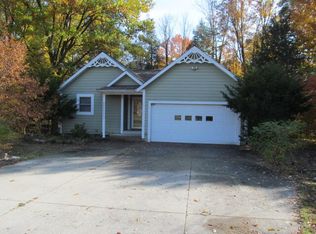 114 S Branch Ln, Hesperia, MI 49421