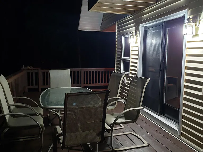 28 Lakeshore Dr — Photo 9