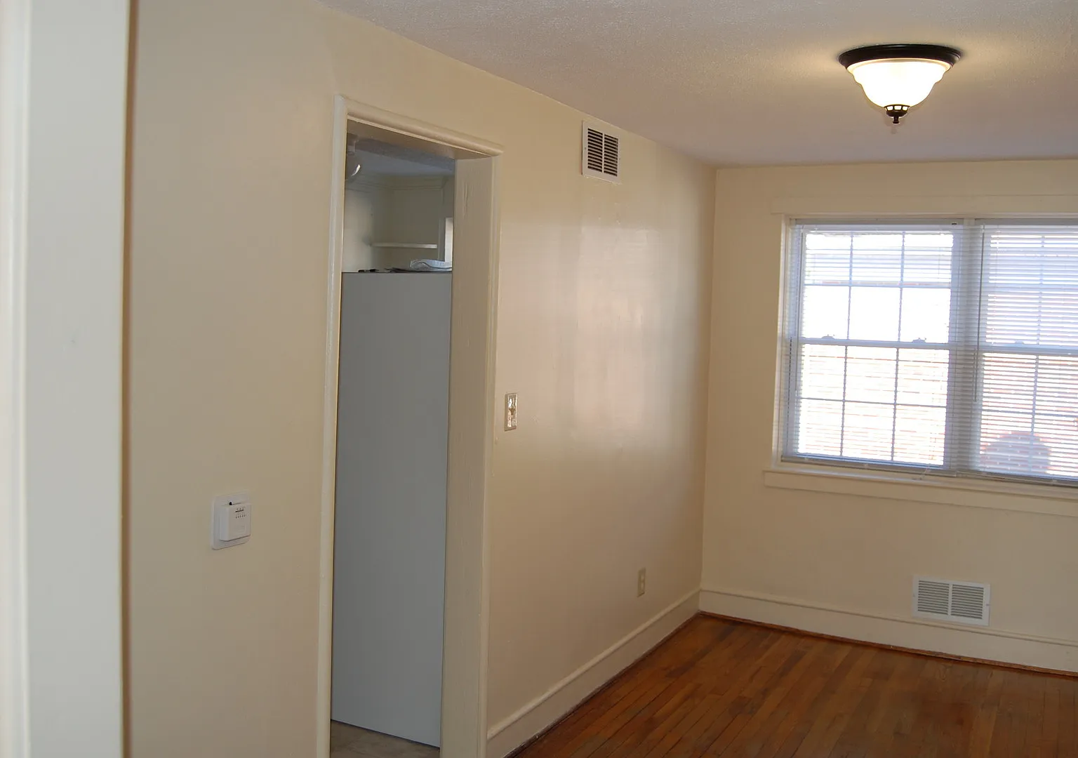 444 Cherry Avenue — Photo 4