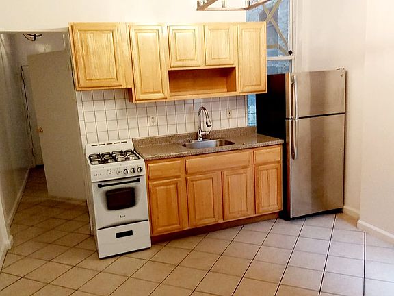 2nd image of 620 Wilson Ave #1B