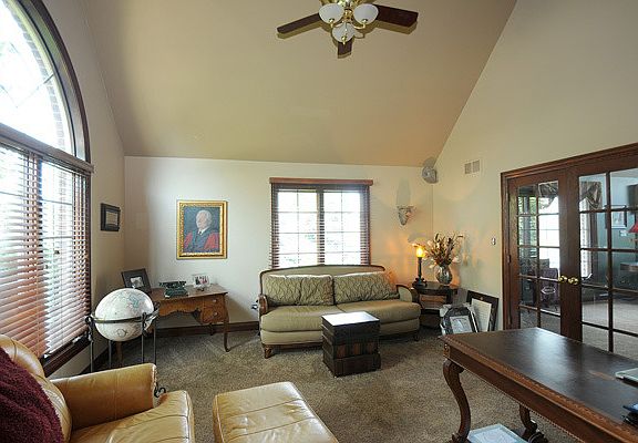 4th image of 11202 Poplar Creek Ln