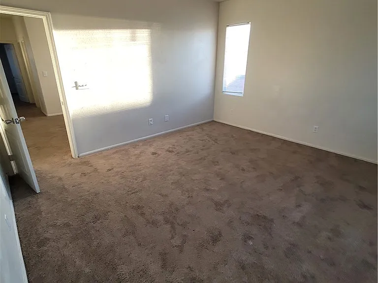 731 Emerald Idol Pl — Photo 46