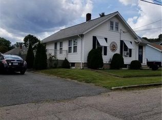 15 Sandlewood Ave, Warwick, RI 02888