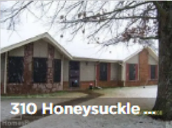 310 Honeysuckle Dr, Millbrook, AL 36054