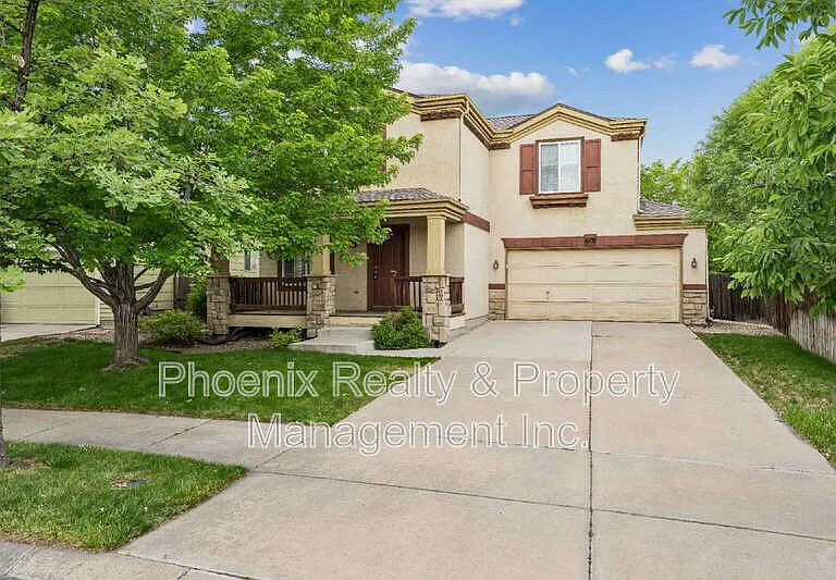 678 Mathews Cir — Photo 1
