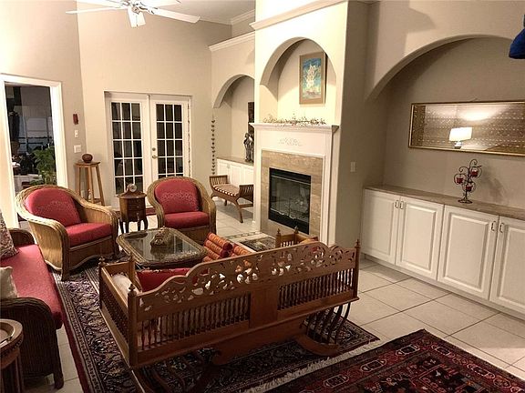 4th image of 4025 8th Ln