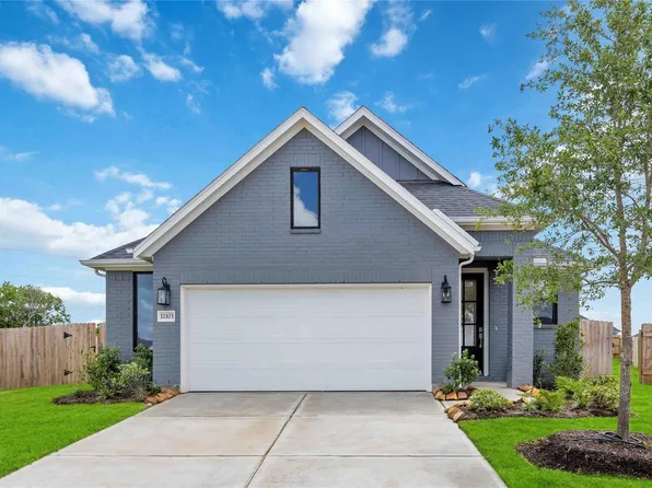 11103 Southwood Dr, Iowa Colony, TX 77583