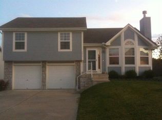 8615 NE 115th St, Kansas City, MO 64157