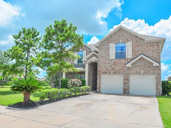 3rd image of 22903 Arbor Cove Ln