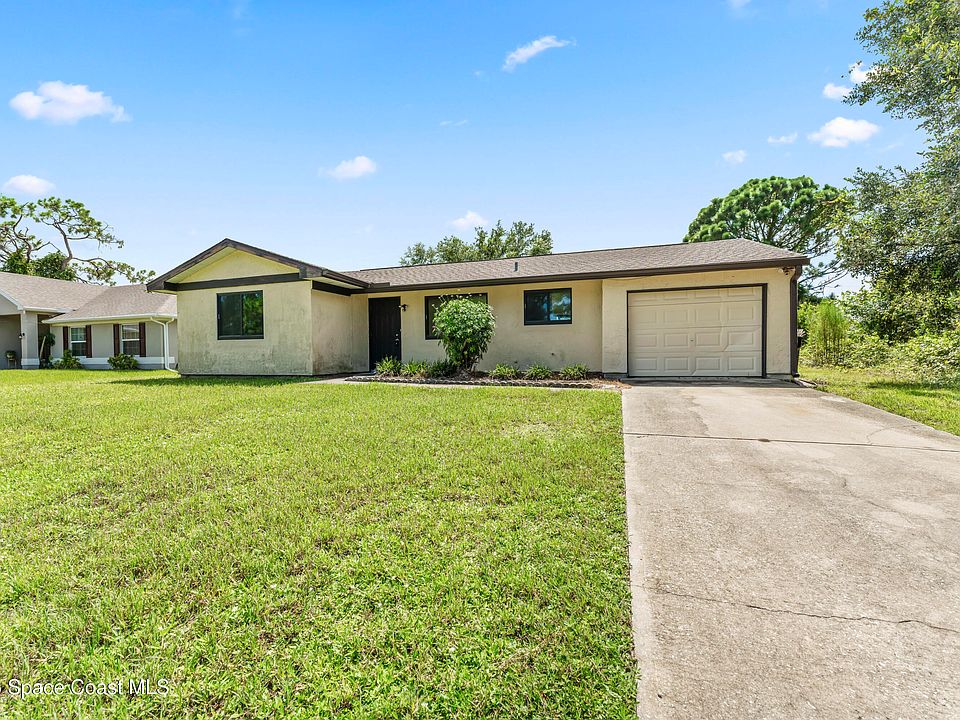 1st image of 920 San Filippo Dr SE