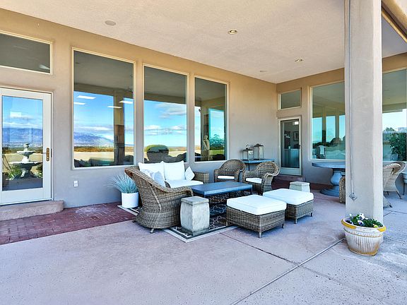 5th image of 3912 Oxbow Village Ln NW