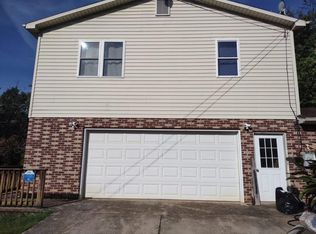 3047 Shen Lake Dr #A, Harrisonburg, VA 22801