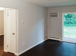 5216 E Lake Rd #6, Sheffield Lake, OH 44054