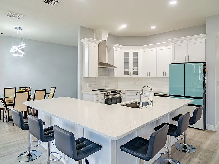 868 Huntington St NE — Photo 13
