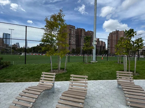 477 Fdr Drive image 16 of 19