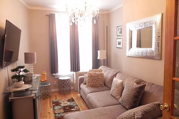 Rented by Bold New York | media 25