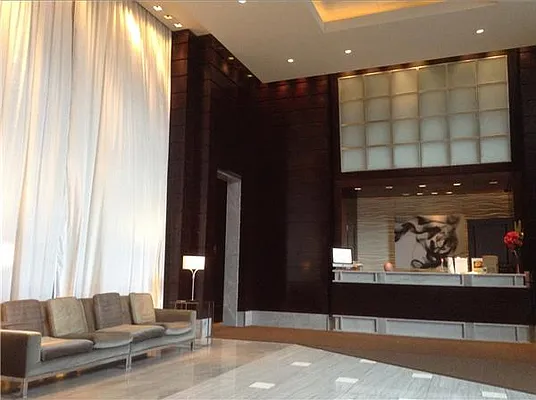 Rented by R New York | media 26