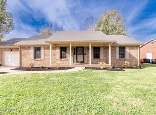102 Fairway Hl, Bardstown, KY 40004