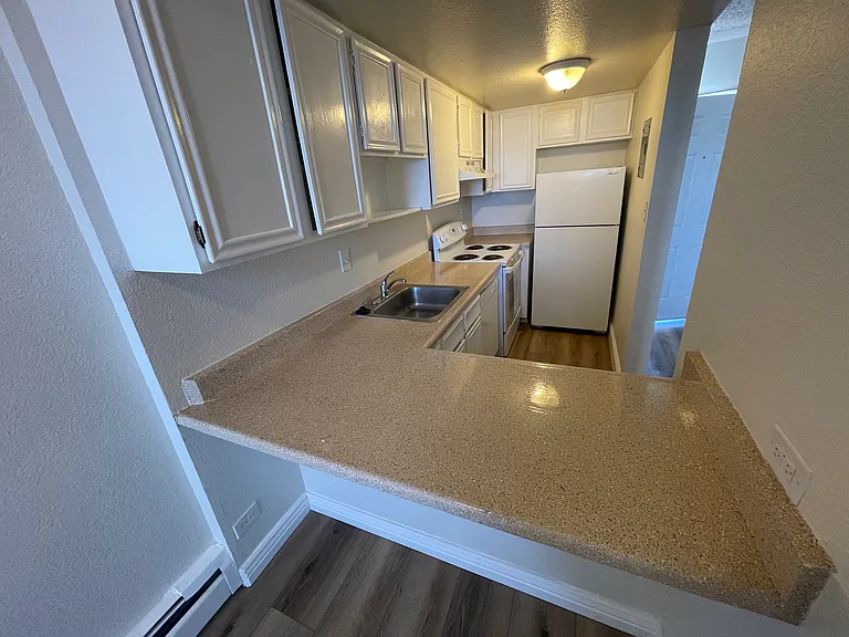 8915 Corona St — Photo 18