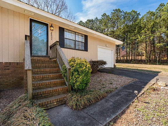 5th image of 2311 Saunders Rd